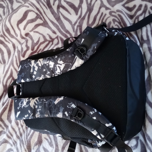 ASGE Backpack - Picture 4 of 11